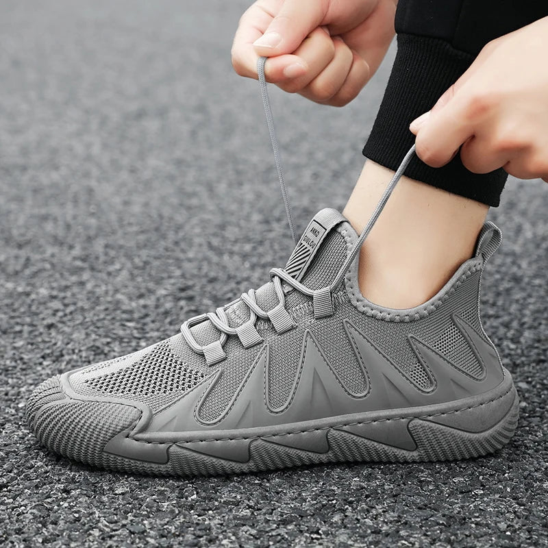 Modern Sports Shoes with Dynamic Design